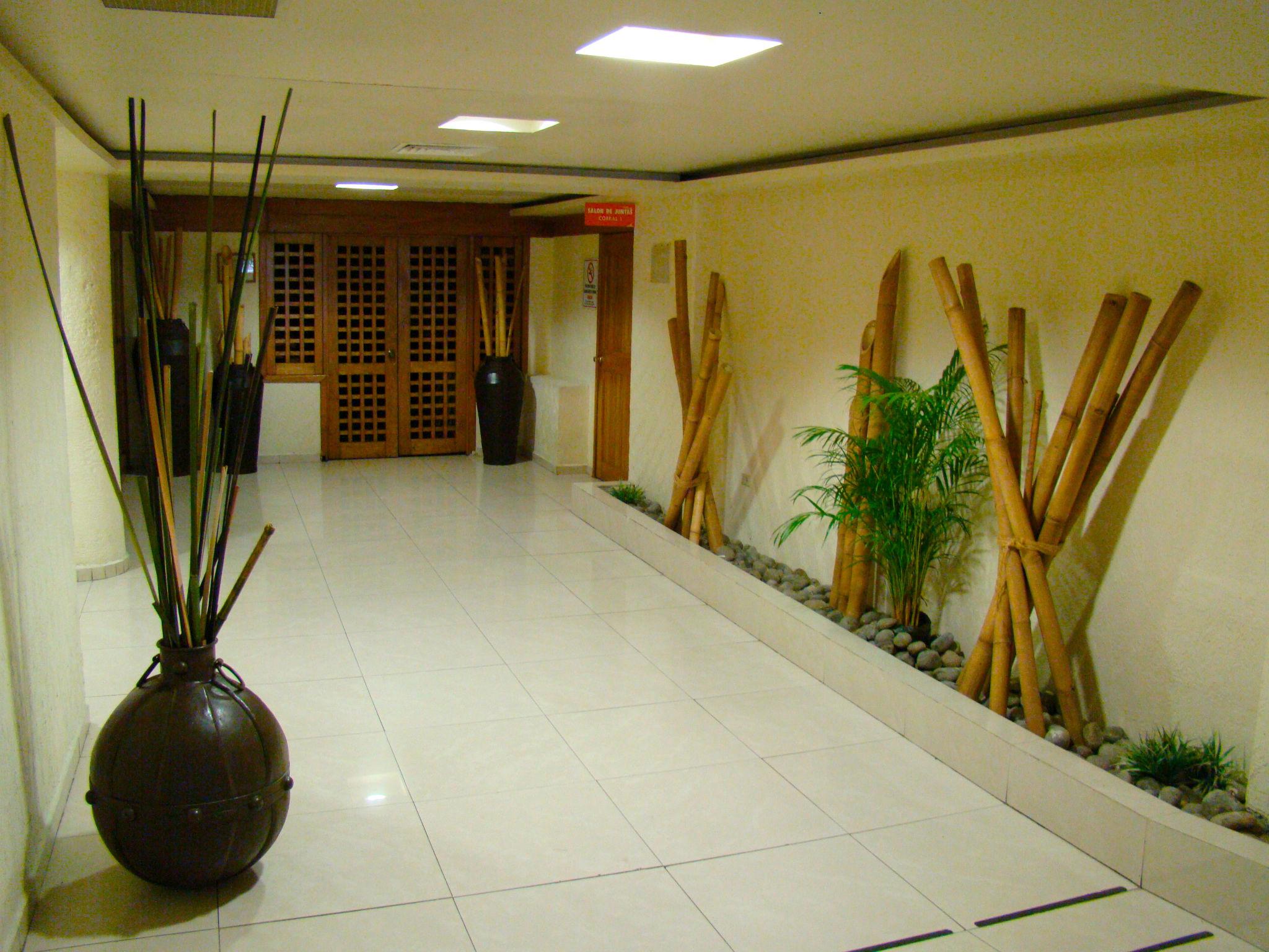 Hotel Miraflores Виляермоса Екстериор снимка